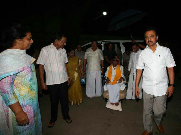 வாசல் வரை வந்த கருணாநிதி 