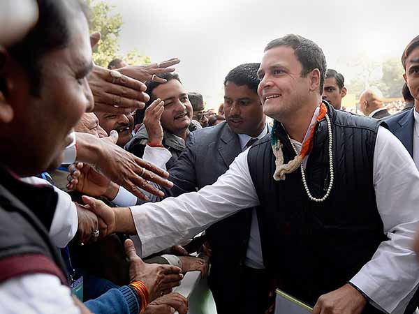 வளர்ச்சி பற்றி பேச்சு இல்லை 