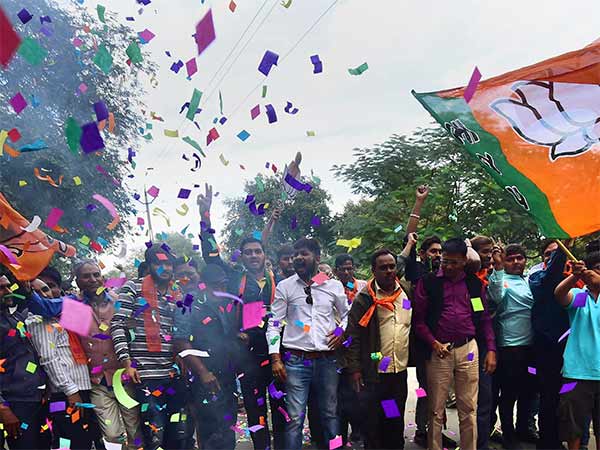 நான்கு முனைத் தாக்குதல் 