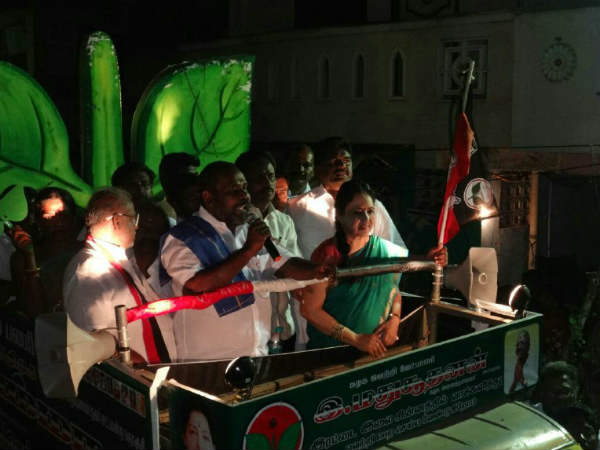 தலைவர்கள் பிரசாரம் 