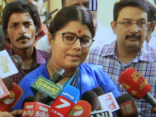 வெற்றிவேலிடம் சென்றது எப்படி 