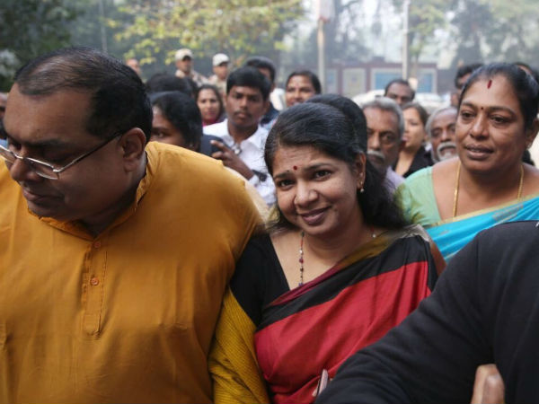 கருப்பும் சிவப்பும் 