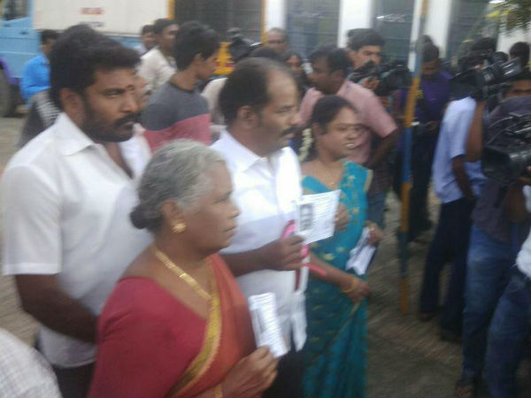 குறைந்தபட்சமாக... குறைந்தபட்சமாக...