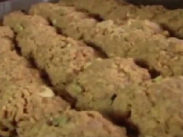 லட்டு,வடை பிரசாதம்