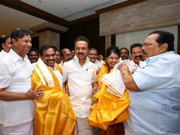 கனிமொழி வீடு கனிமொழி வீடு