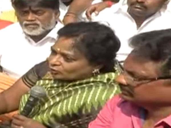 பணம்கொடுப்பதாக புகார் 