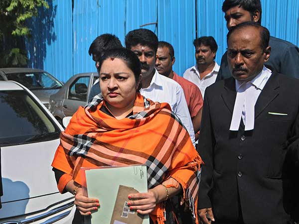 பிரமாண பத்திரங்கள் 