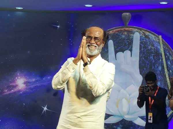 ரஜினி அரசியலுக்கு வர வேண்டும் 