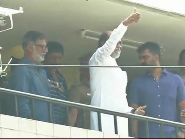 பிளையிங் கிஸ் 