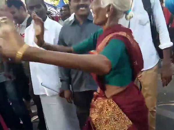 A 68 years old grandma dancing after hearing Rajini Political arrival announcement 