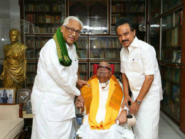 MK Stalin met with Karunanidhi in Gopalapuram house 