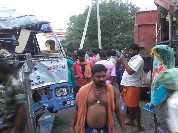 20 injured in van-lorry collision near Tenkasi
