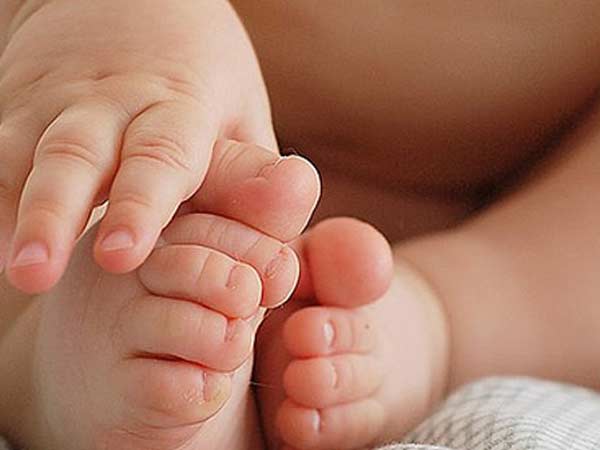 சுகப்பிரசவத்தில் ஆண்குழந்தை 