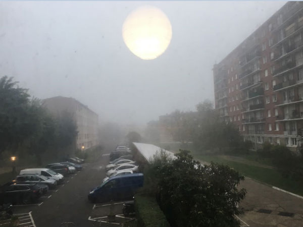 திடீரென அழுத தமிழ் இளைஞர் 