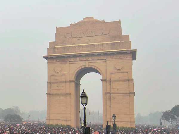 இந்தியா வந்த காதலர்கள் 