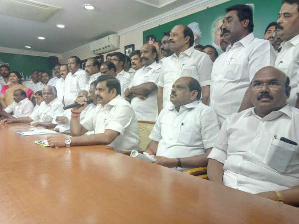 ஊழியர்களுக்கு தர நிதியில்லை 