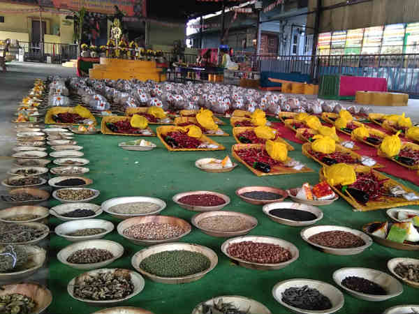 தீய சக்திகள் விலகும் 