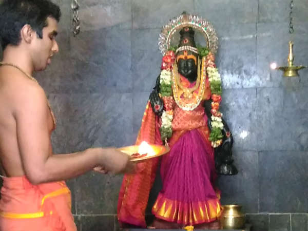 வாணிபர்களின் குல தெய்வம்