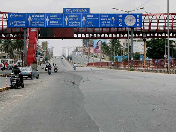 தனியார் வாகனங்கள் 