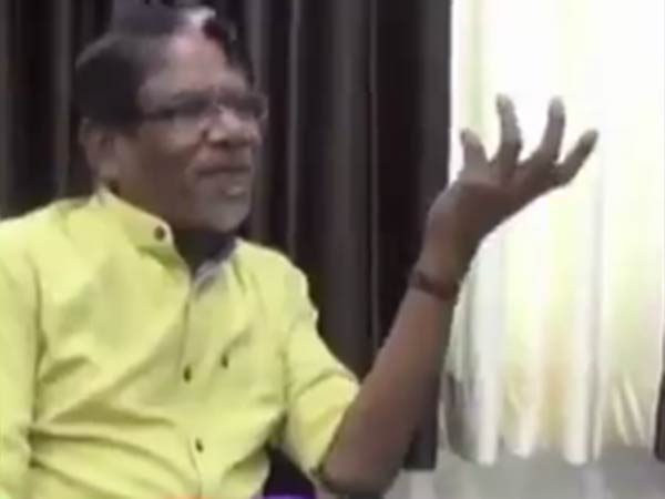  வேஷம் வேறு