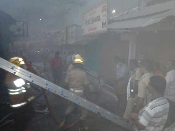 தற்காலிக கடைகள் 