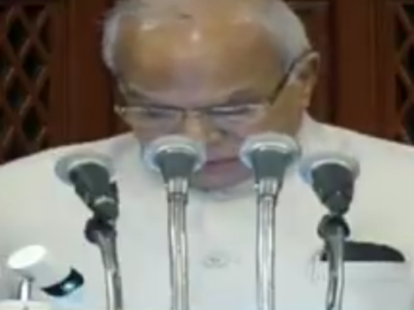 Governor speaks about Ockhi in TN assembly Governor speaks about Ockhi in TN assembly