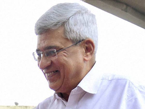 பிரகாஷ் காரத் போட்டி தீர்மானம் 