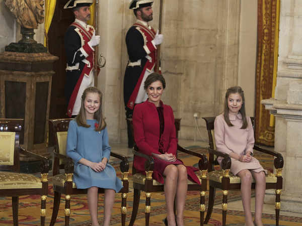 அரசியாகும் வரிசையில் முதலிடம் 