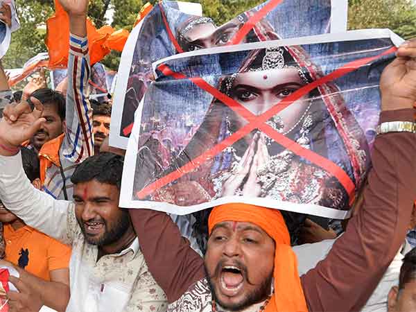 கொலைமிரட்டல்கள் விடுப்பு 