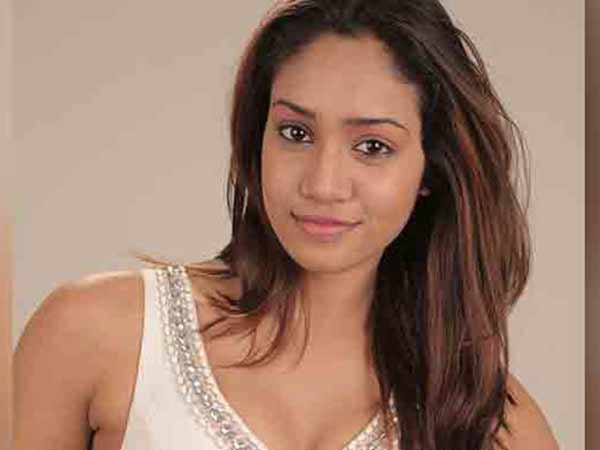  தில்லாலங்கடி ஸ்ருதி