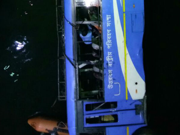 ஆரஅமர வந்த போலீஸ் 