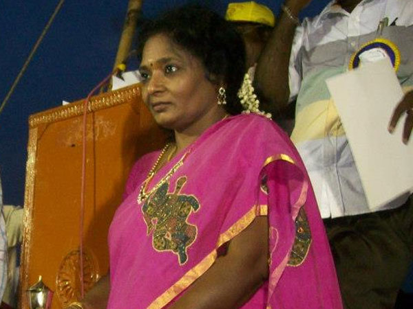 அடித்துவிட்ட தமிழிசை 
