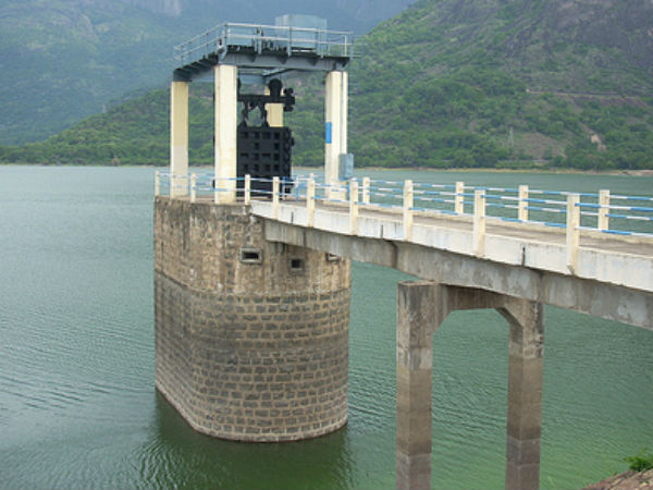 Water opened from Aazhiyar dam to Kerala Water opened from Aazhiyar dam to Kerala