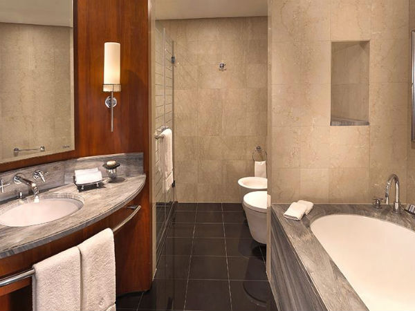 பாத்ரூம் இதுதான் 