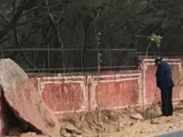 நோ கமெண்ட்ஸ் என்கிறார் அமைச்சர் 