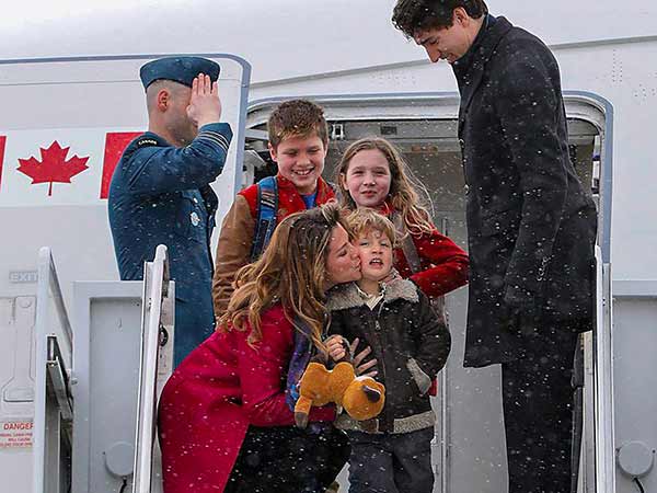 டெல்லியில் அரை நாள் 