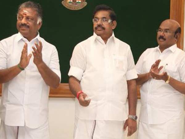 எடப்பாடிக்கு 110 எம்.எல்.ஏ.க்கள் 