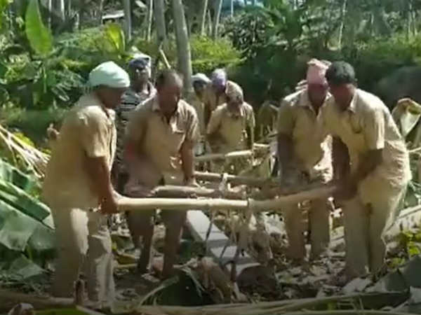 வேலைநிறுத்த அறிவிப்பு 