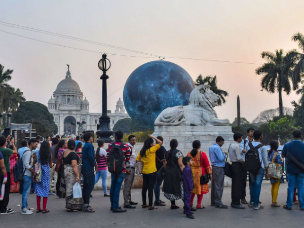 போட்டோ, செல்பி ஆர்வம் 