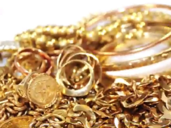 Jewels and Money theft in a provision shop near in Poonamalle Jewels and Money theft in a provision shop near in Poonamalle