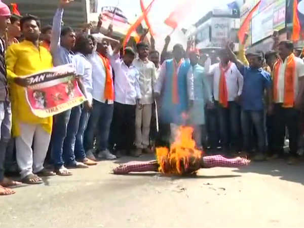 நாக்பூரில் போராட்டம் 