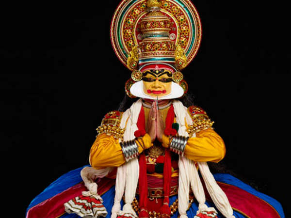 மேடையில் பிரிந்த உயிர் மேடையில் பிரிந்த உயிர்