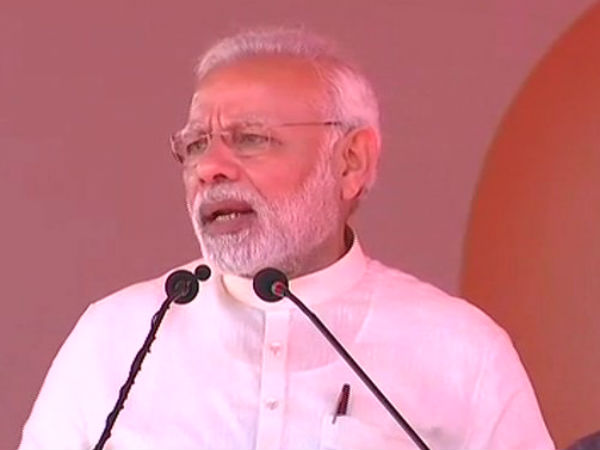 ஜவுளித்துறையில் ஒளிர்ந்தது 