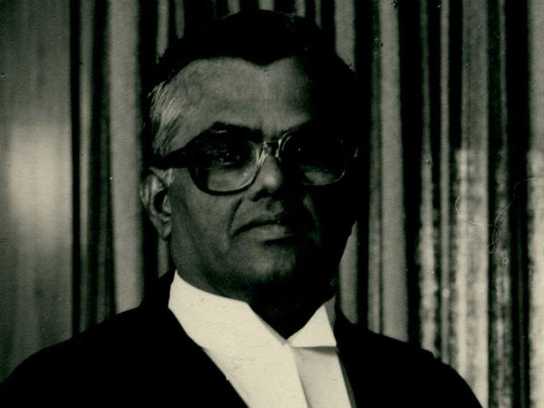 குடும்பமாக கருதியவர் 