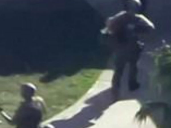 போலீசாரிடமும் தைரியமாக பேச்சு 