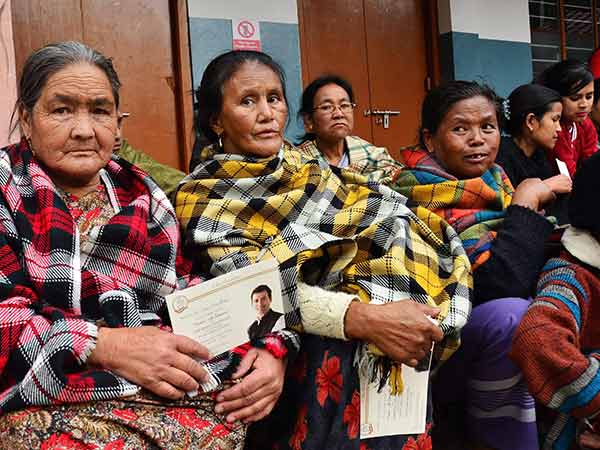 195 வேட்பாளர்கள் 