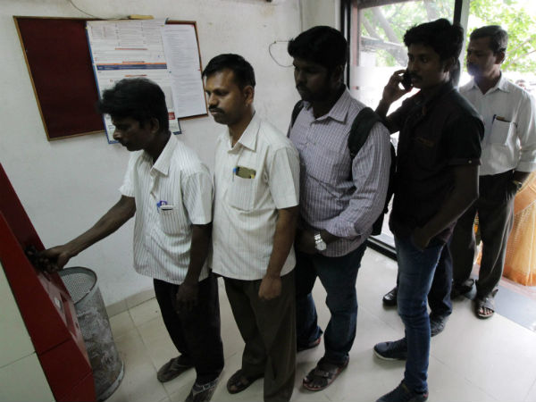 அதிகாரிகள் புலம்பல் 