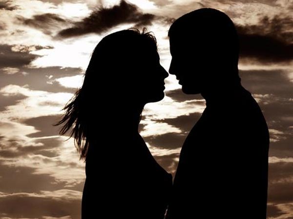 அந்தரங்க படங்கள் 