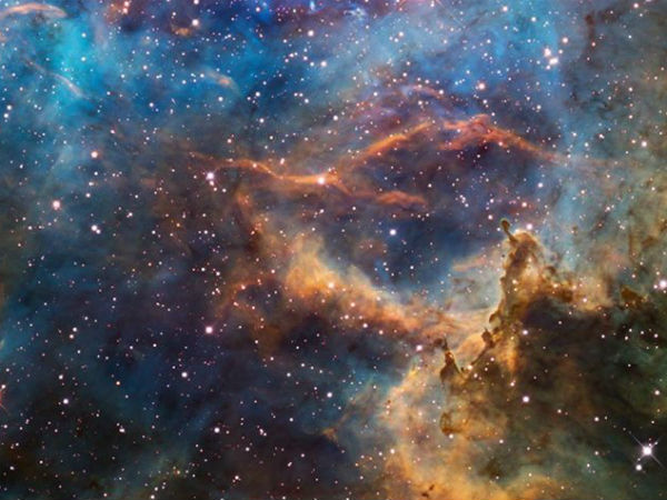 காஸ்மிக், கருந்துளை 