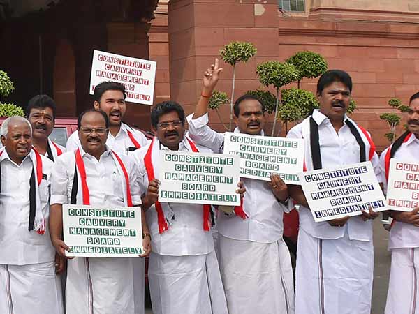 அதிமுகவின் நிலைப்பாடு என்ன? 